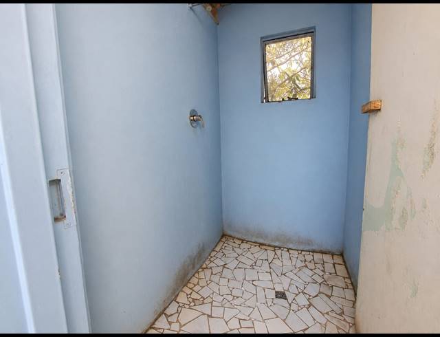 4 BEDROOM HOUSE FOR SALE IN VEREENIGING CENTRAL